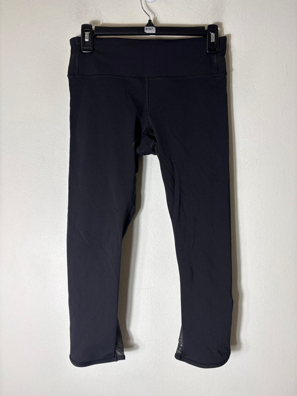Lululemon Black With Mesh Detail Leggings Sz 6